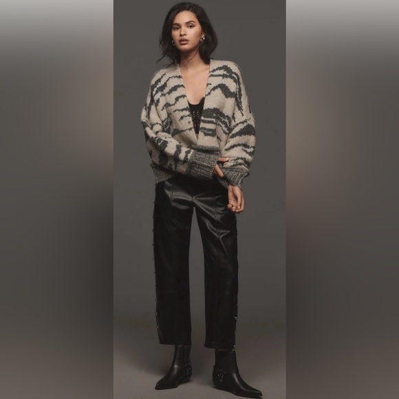 Pilcro From Anthropologie Blue/Cream Sweater- Small- NWOT - Picture 3 of 9